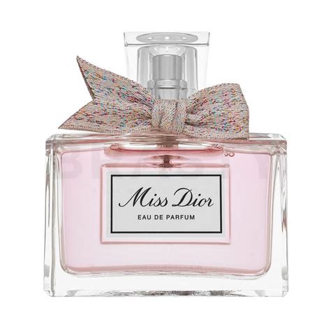 Parfumuri pentru femei Christian Dior .